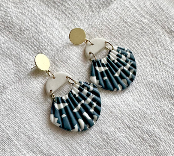 Shell clay earrings