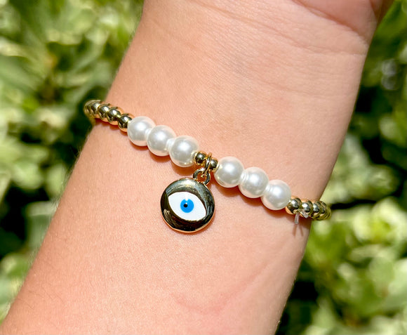 Pearl oval evil eye bracelet